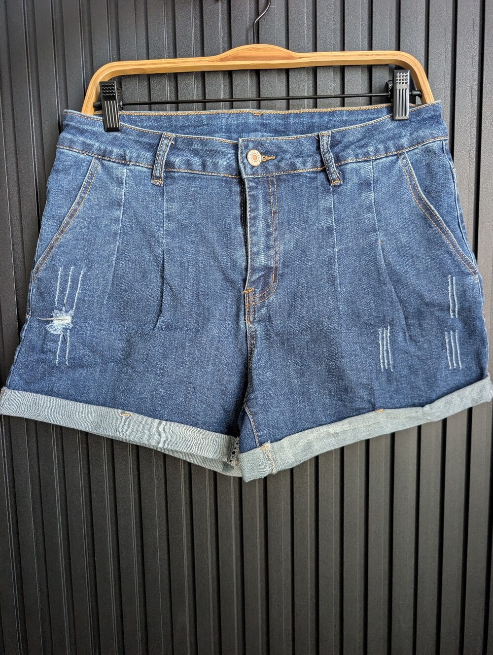 Women's Dark Blue Denim Shorts High Rise With Cuff Hem Size L